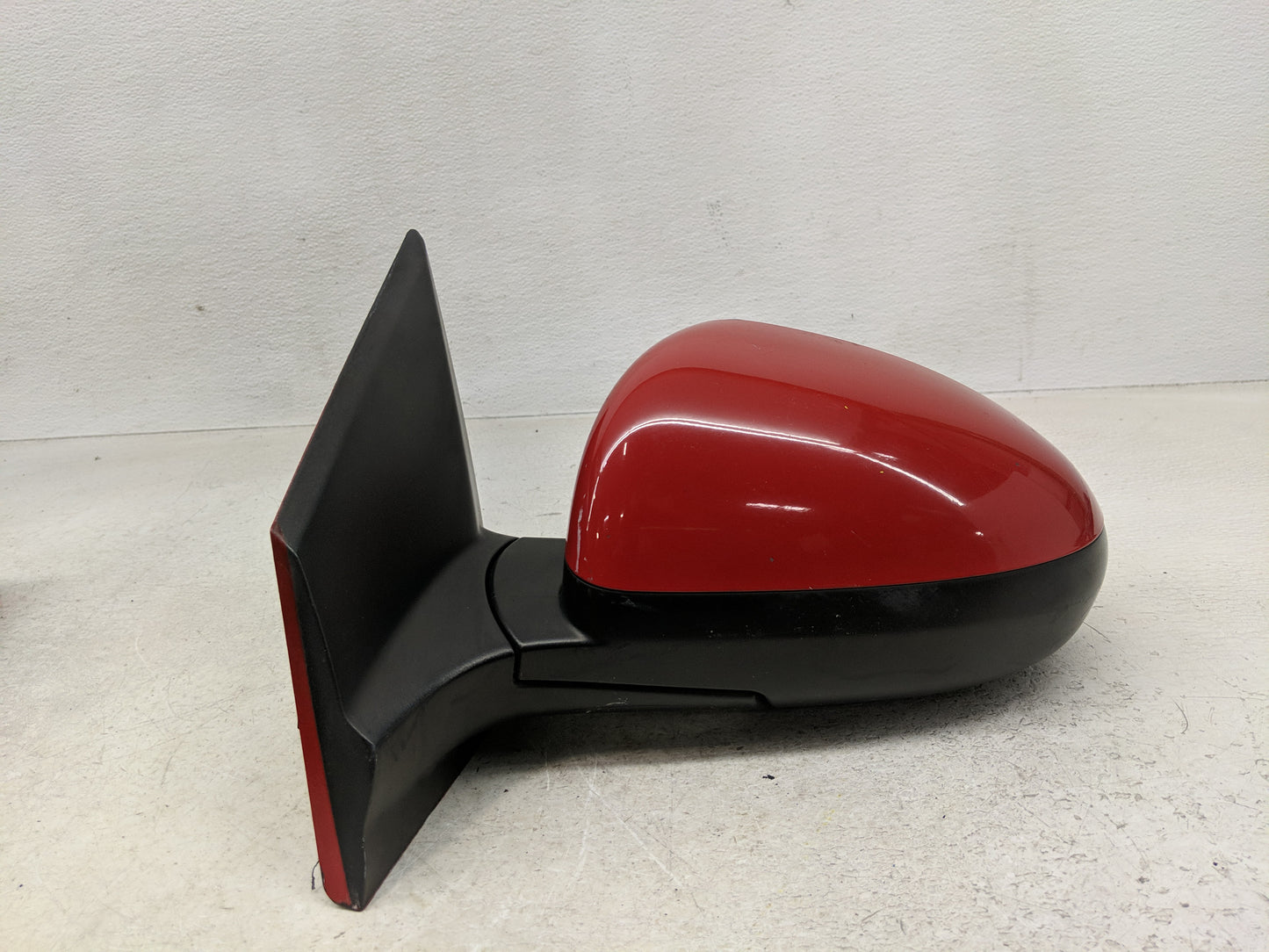 2013-2014 Chevrolet Sonic Driver Side View Mirror - Left Door Mirror OEM Used - Oemusedautoparts1.com