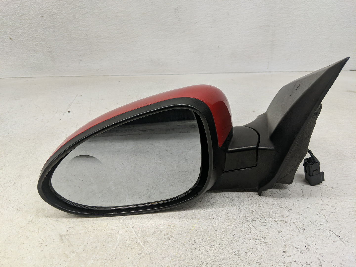 2013-2014 Chevrolet Sonic Driver Side View Mirror - Left Door Mirror OEM Used - Oemusedautoparts1.com