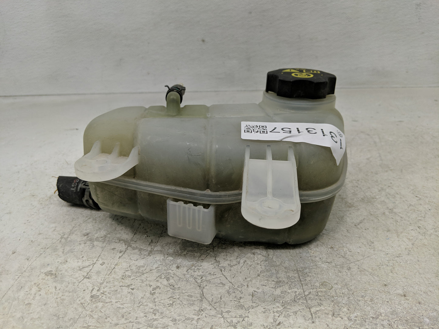 2012 Chevrolet Sonic Radiator Coolant Overflow Expansion Tank Bottle 1313157 - Oemusedautoparts1.com