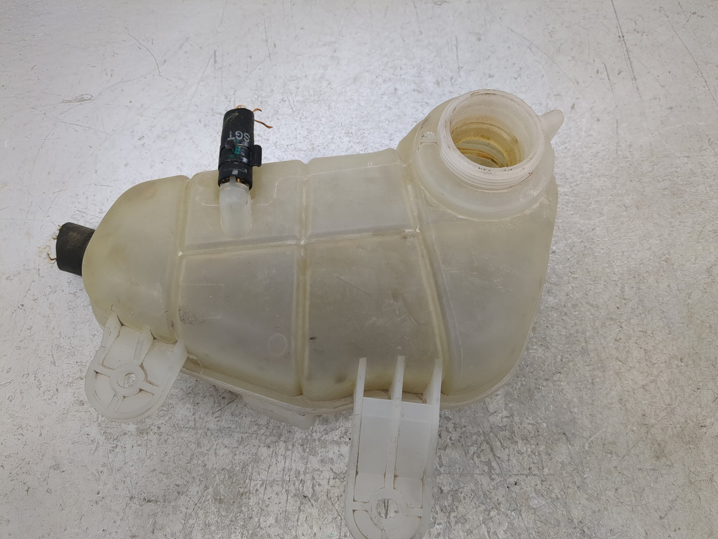 2012 Chevrolet Sonic Radiator Coolant Overflow Expansion Tank Bottle 1313174 - Oemusedautoparts1.com