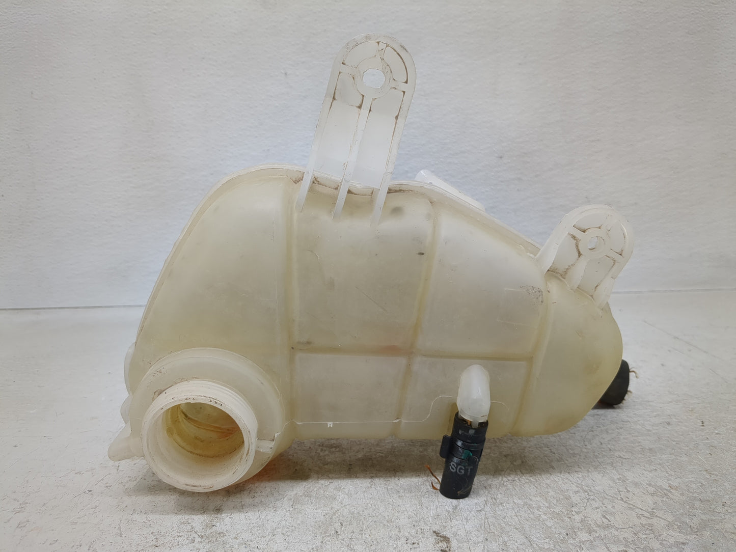 2012 Chevrolet Sonic Radiator Coolant Overflow Expansion Tank Bottle 1313174 - Oemusedautoparts1.com