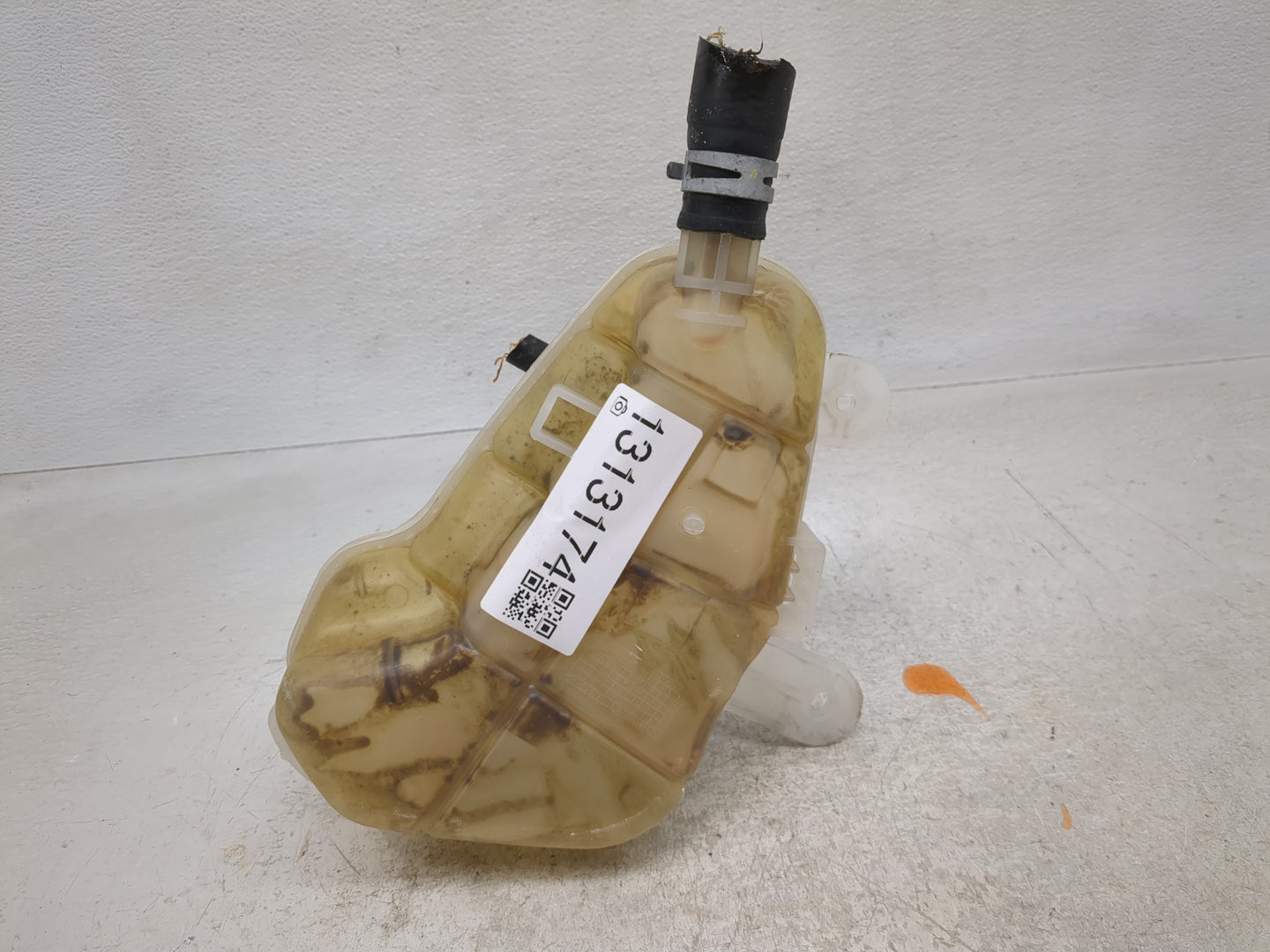 2012 Chevrolet Sonic Radiator Coolant Overflow Expansion Tank Bottle 1313174 - Oemusedautoparts1.com