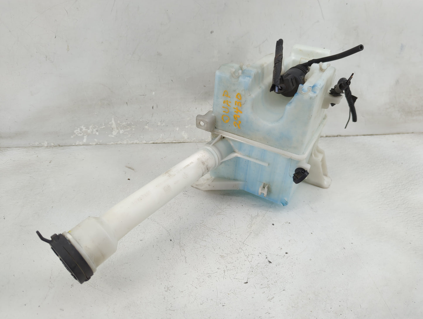2012-2019 Chevrolet Sonic Windshield Washer Fluid Reservoir Bottle Oem 1356391 - Oemusedautoparts1.com