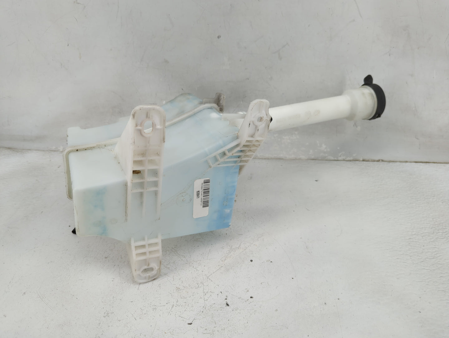 2012-2019 Chevrolet Sonic Windshield Washer Fluid Reservoir Bottle Oem 1356391 - Oemusedautoparts1.com