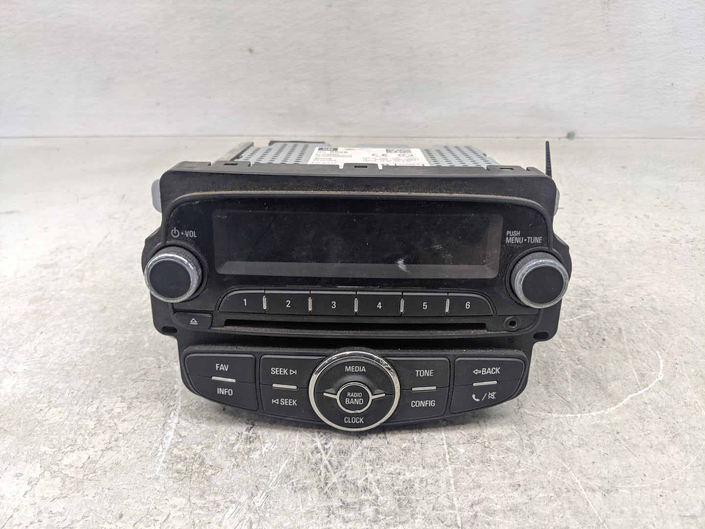 2014 Chevrolet Sonic Radio AM FM Cd Player Receiver Replacement P/N:95365926 Fits OEM Used Auto Parts - Oemusedautoparts1.co