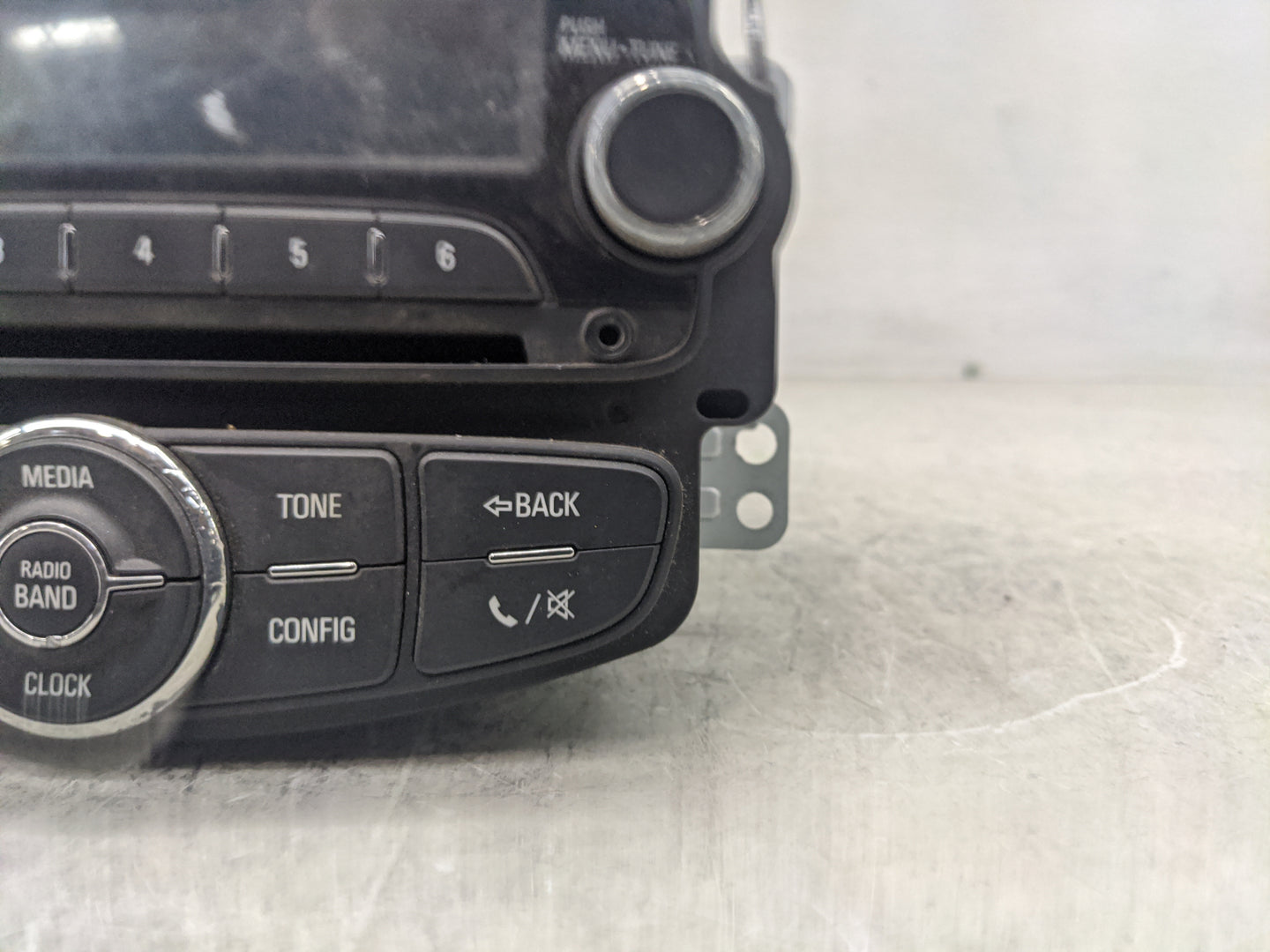 2014 Chevrolet Sonic Radio AM FM Cd Player Receiver Replacement P/N:95365926 Fits OEM Used Auto Parts - Oemusedautoparts1.co