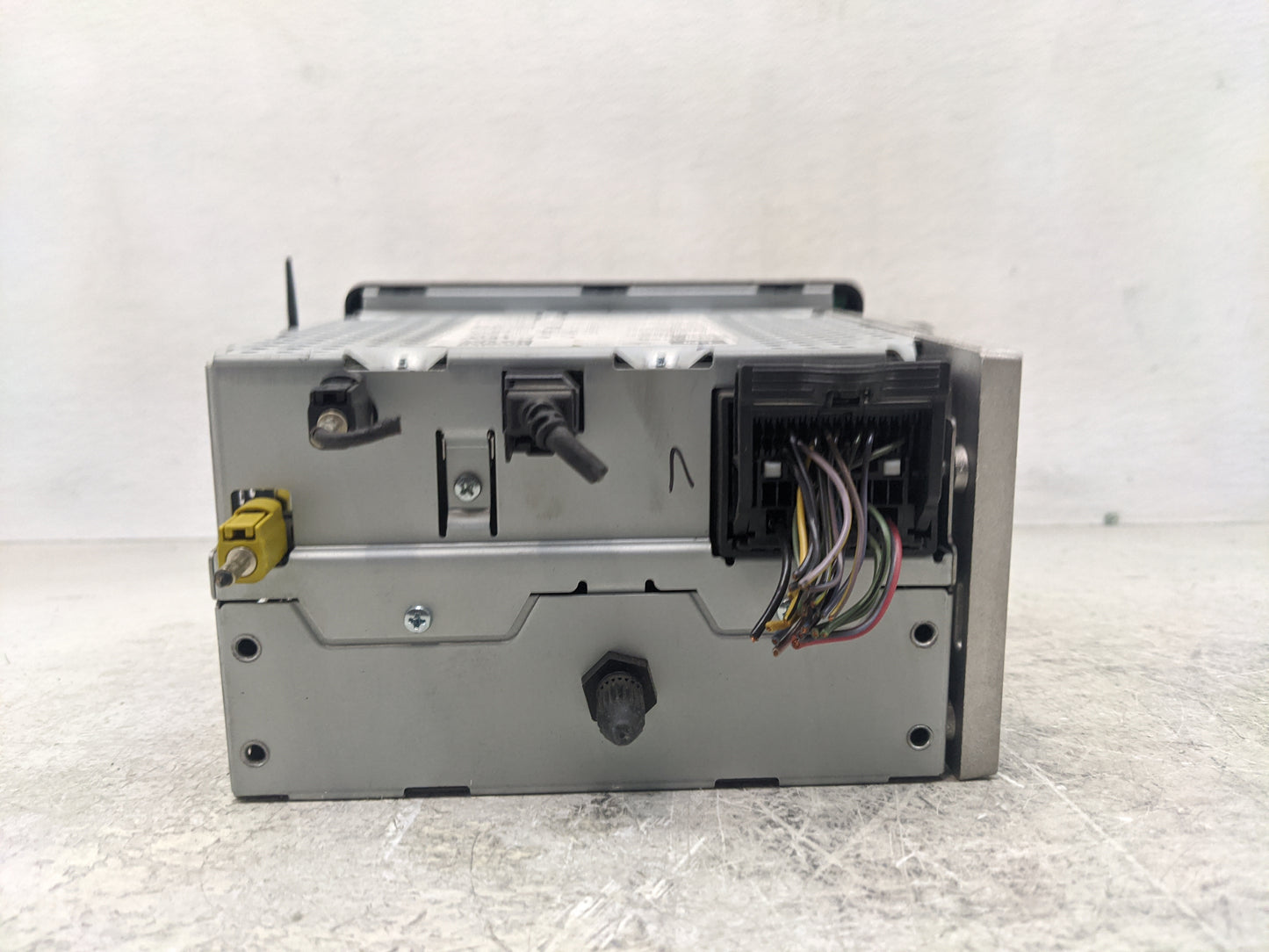 2014 Chevrolet Sonic Radio AM FM Cd Player Receiver Replacement P/N:95365926 Fits OEM Used Auto Parts - Oemusedautoparts1.co
