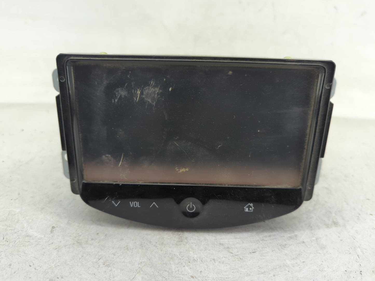 2013-2014 Chevrolet Sonic Radio AM FM Cd Player Receiver Replacement P/N:688277334 94518440 Fits Fits 2013 2014 OEM Used Aut