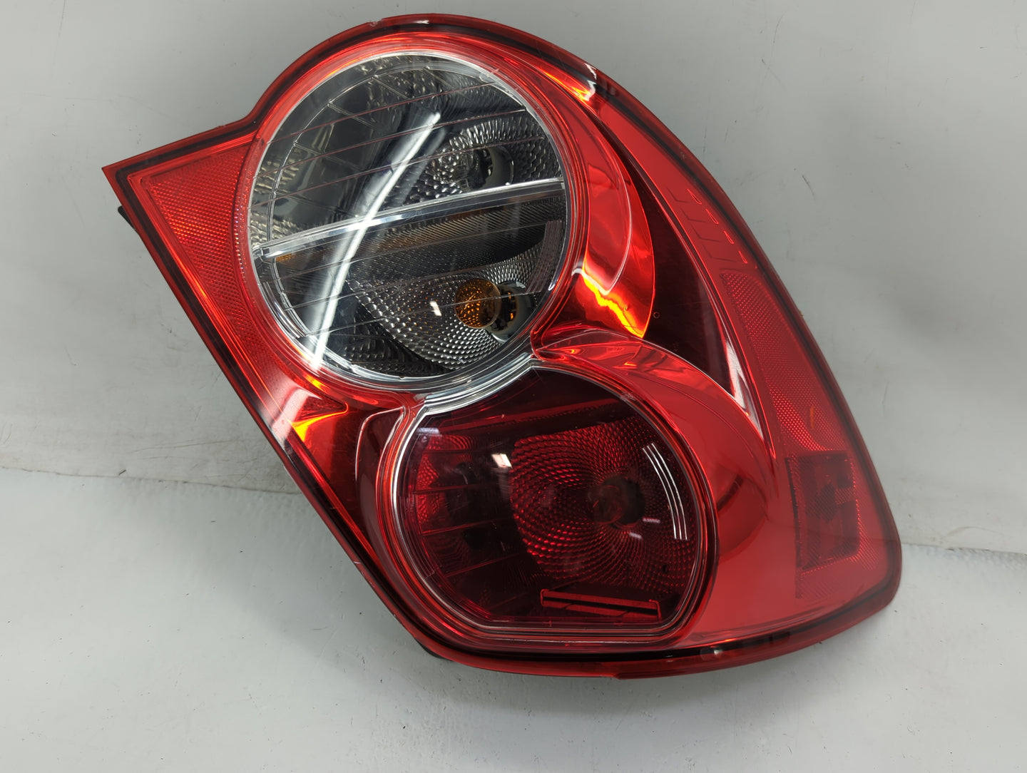 2012-2016 Chevrolet Sonic Tail Light Assembly Driver Left OEM P/N:96830981 Fits Fits 2012 2013 2014 2015 2016 OEM Used Auto 
