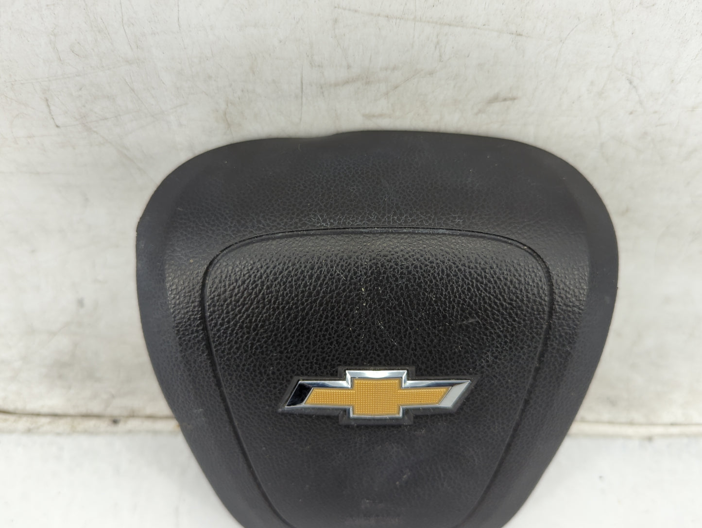 2014-2019 Chevrolet Sonic Air Bag Driver Left Steering Wheel Mounted P/N:95249765 Fits Fits 2014 2015 2016 2017 2018 2019 OE