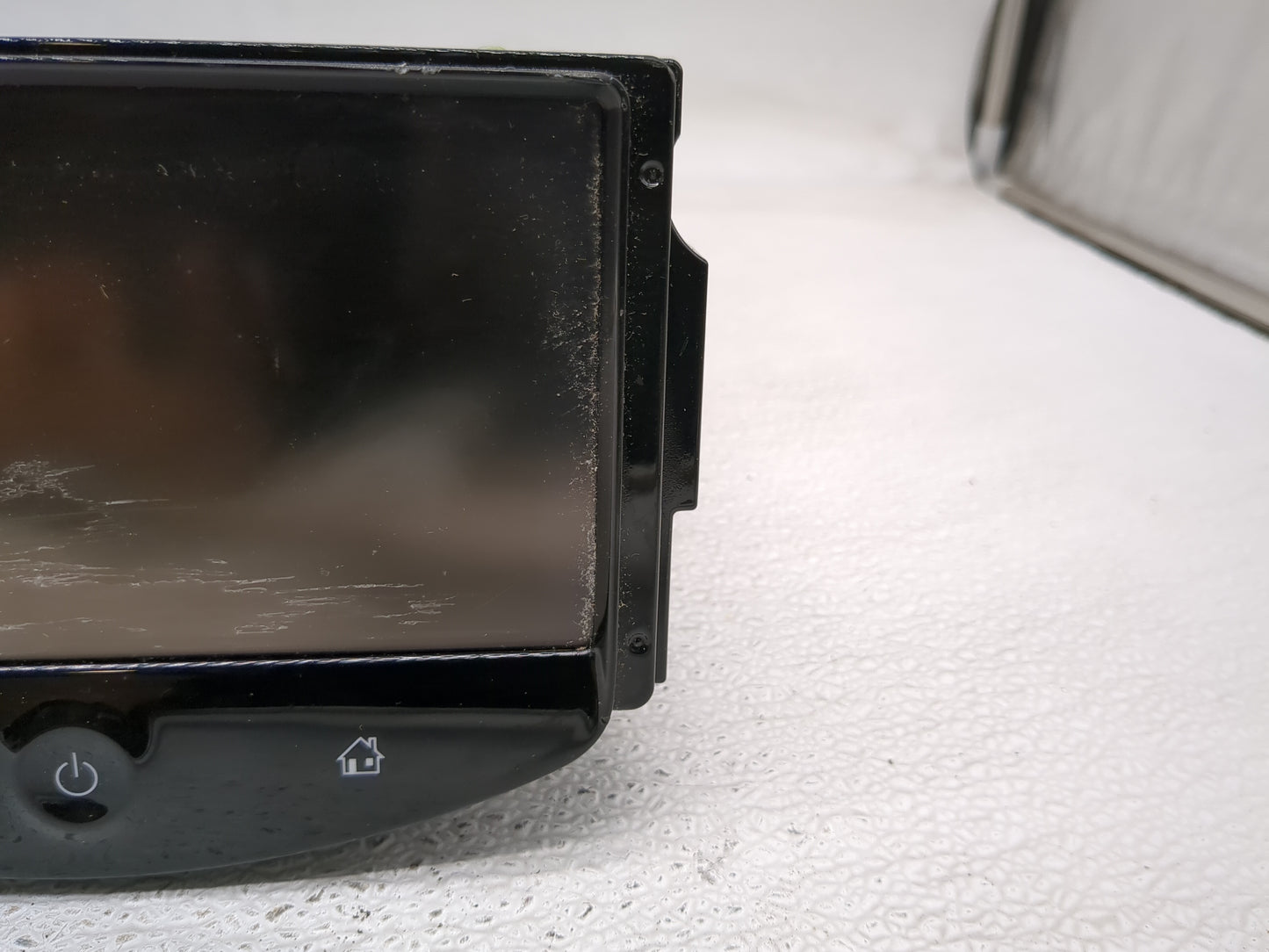 2014 Chevrolet Sonic Radio AM FM Cd Player Receiver Replacement P/N:95266288 Fits OEM Used Auto Parts - Oemusedautoparts1.co