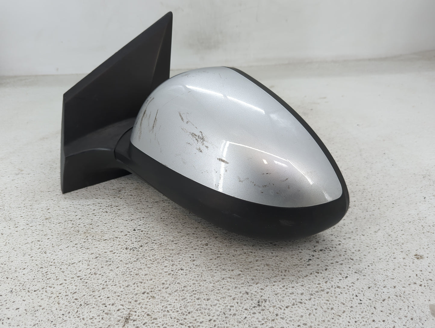 2013-2014 Chevrolet Sonic Driver Side View Mirror - Left Door Mirror OEM Used - Oemusedautoparts1.com