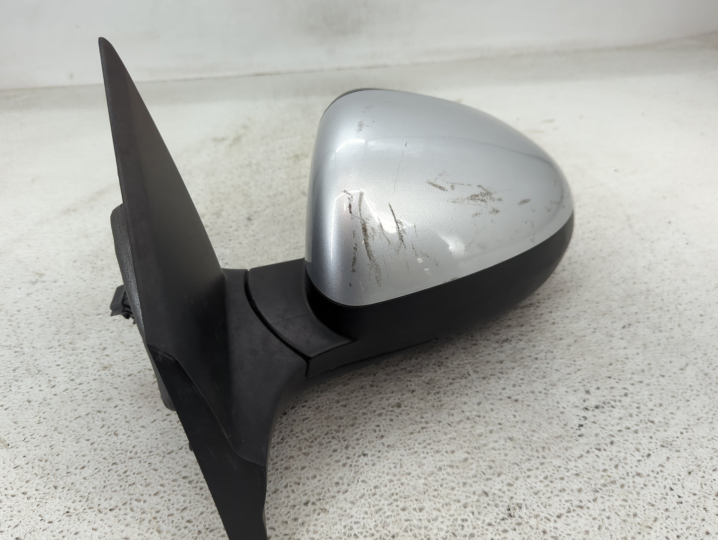 2013-2014 Chevrolet Sonic Driver Side View Mirror - Left Door Mirror OEM Used - Oemusedautoparts1.com