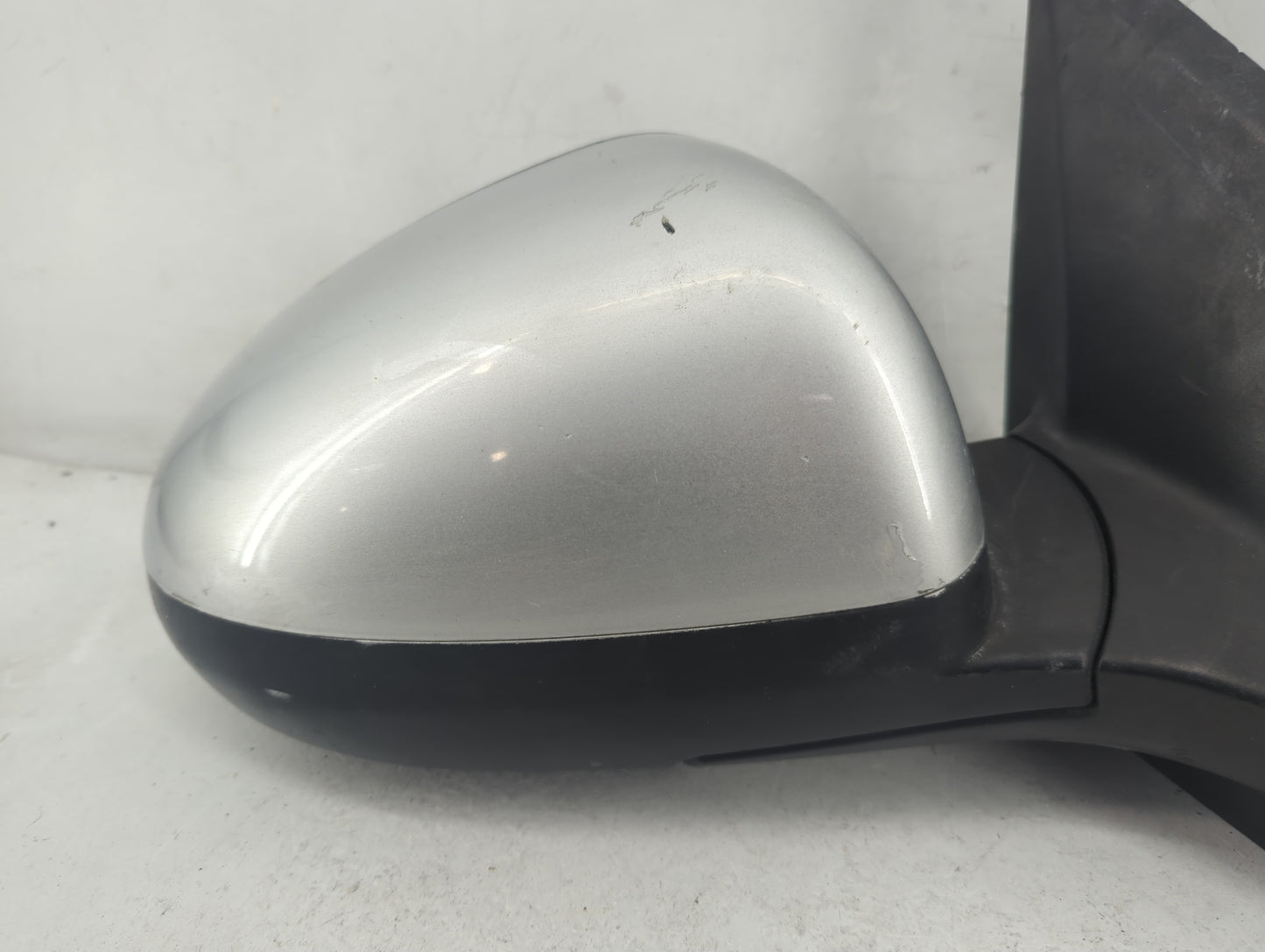 2013-2014 Chevrolet Sonic Passenger Side View Mirror - Right Door Mirror OEM Used - Oemusedautoparts1.com