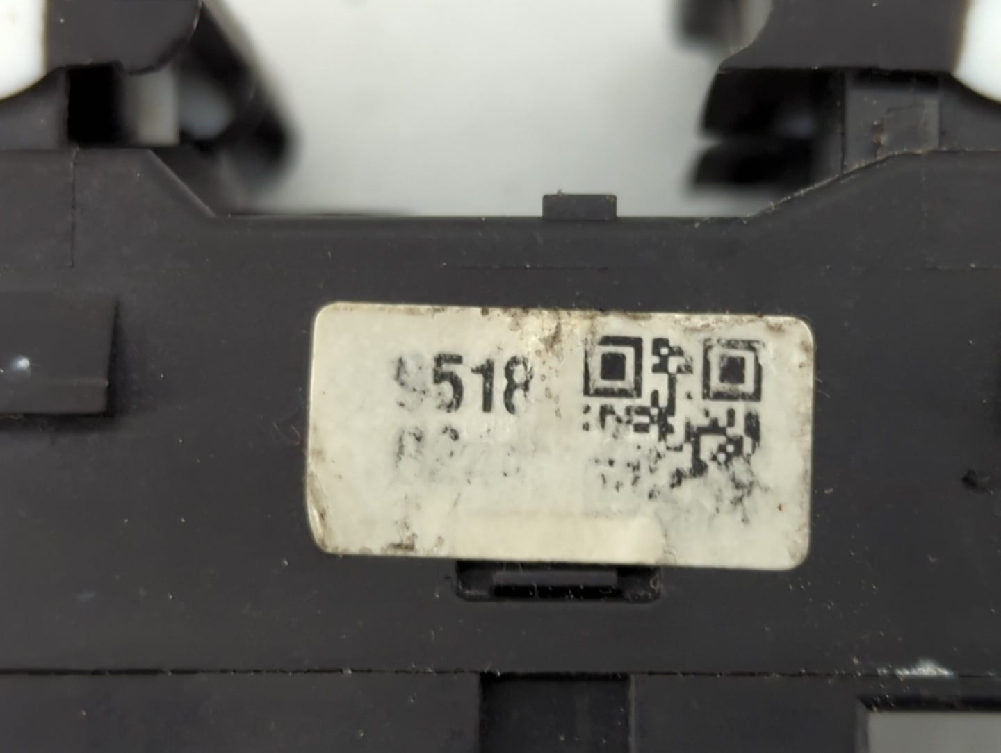 2012-2019 Chevrolet Sonic Master Power Window Switch Replacement Driver Side Left P/N:20200842 Fits OEM Used Auto Parts - Oe