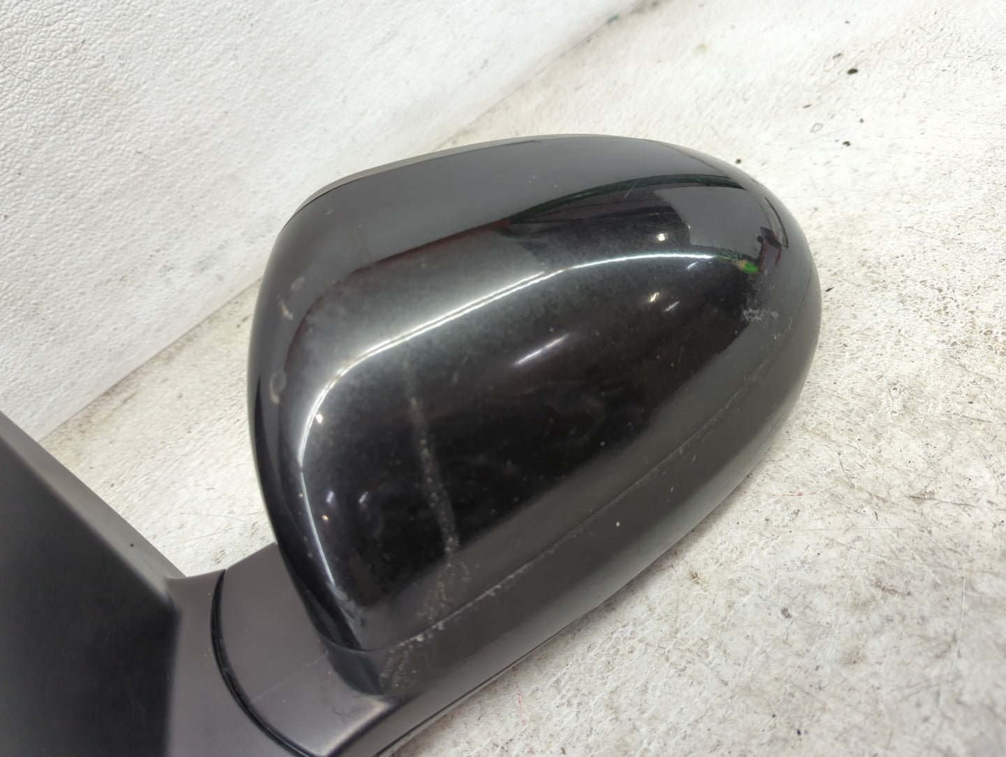 2013-2014 Chevrolet Sonic Driver Side View Mirror - Left Door Mirror OEM Used - Oemusedautoparts1.com