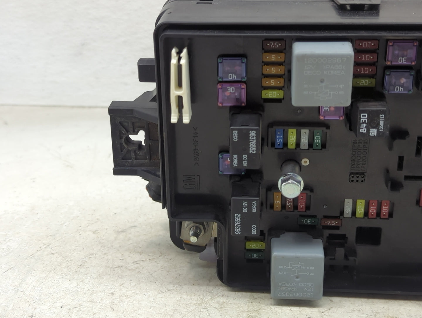 2014-2016 Chevrolet Sonic Fusebox Fuse Box Panel Relay Module P/N:383529 20902103, 13500113, 13500114 Fits Fits 2014 2015 20