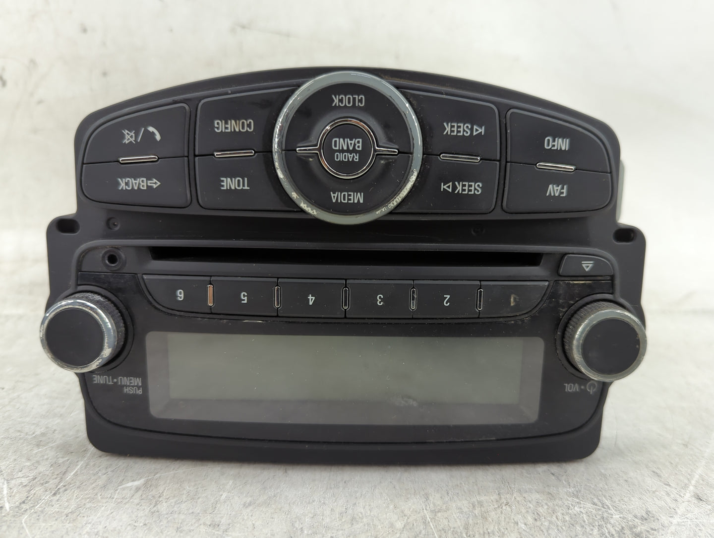2014 Chevrolet Sonic Radio AM FM Cd Player Receiver Replacement P/N:95365926 Fits OEM Used Auto Parts - Oemusedautoparts1.co
