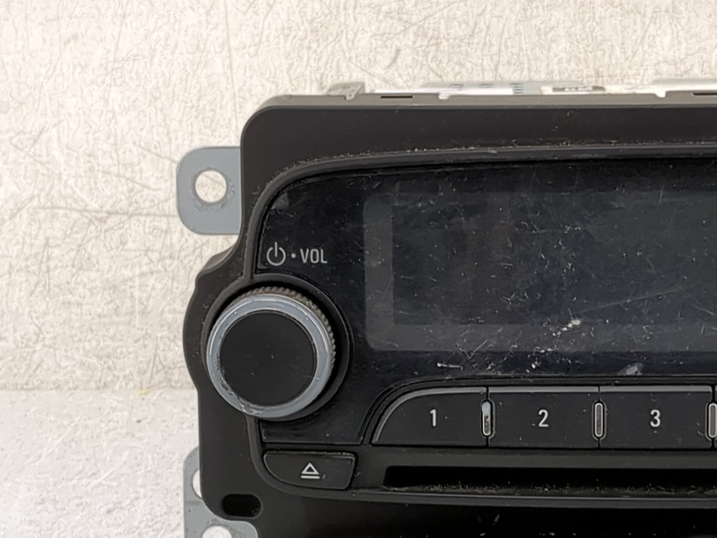 2014 Chevrolet Sonic Radio AM FM Cd Player Receiver Replacement P/N:95365926 811403062, DWGM1001, YRN-AGC-1056AT Fits OEM Us