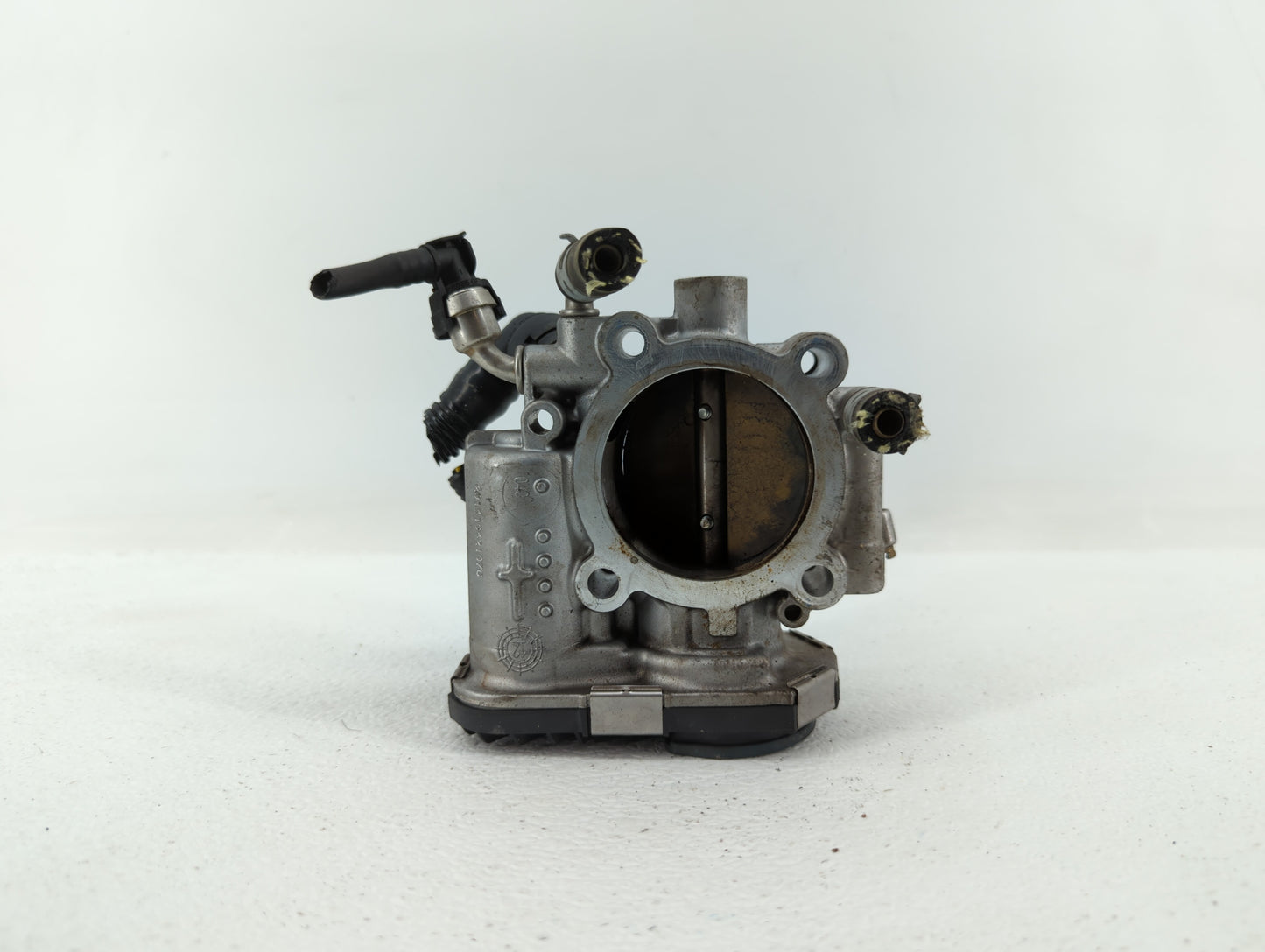 2012-2018 Chevrolet Sonic Throttle Body P/N:55577375 55561495 Fits Fits 2009 2010 2011 2012 2013 2014 2015 2016 2017 2018 OE