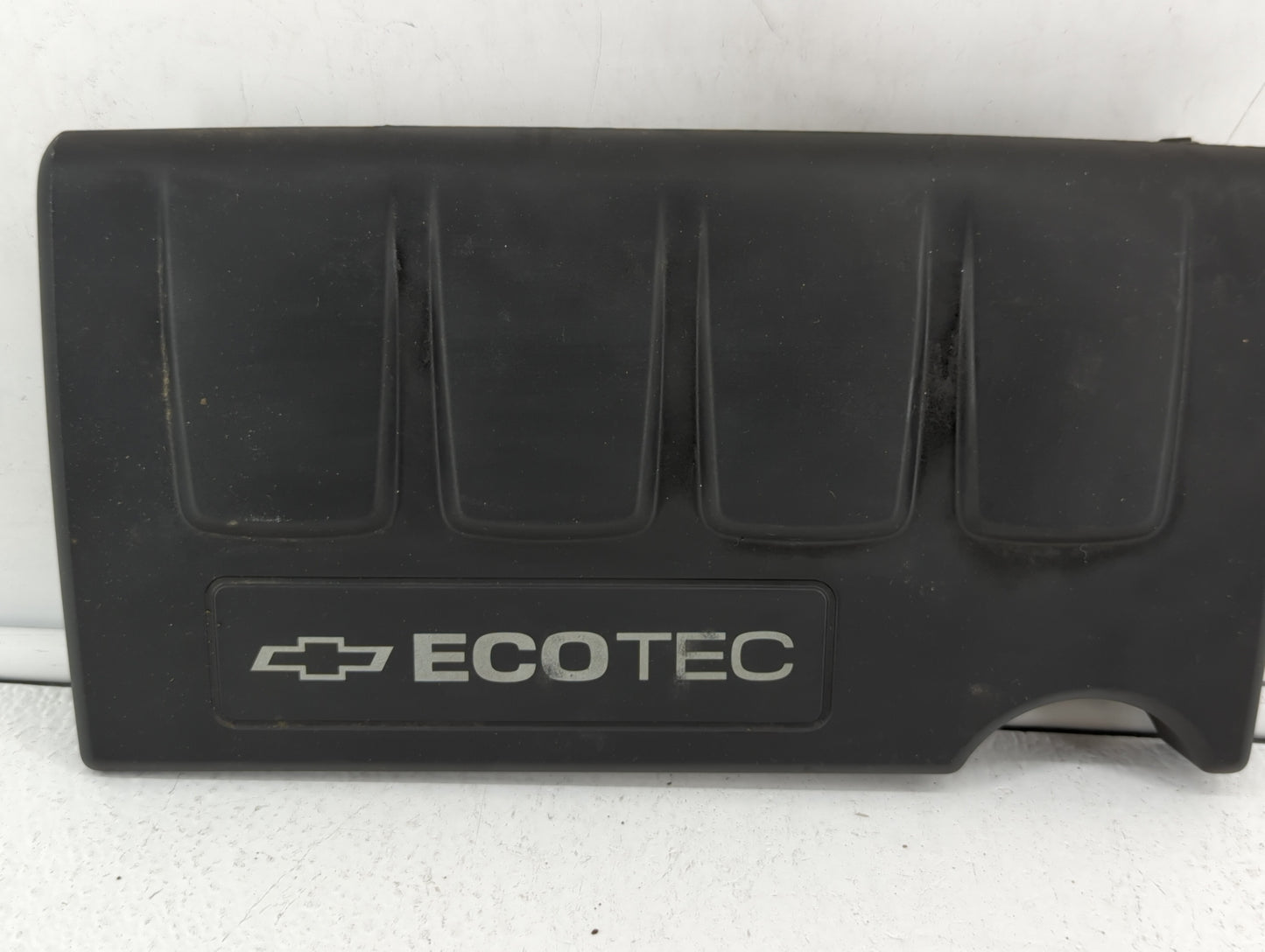 2014 Chevrolet Sonic Engine Cover Black - Oemusedautoparts1.com
