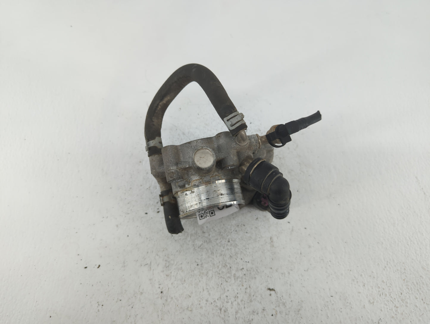 2012-2018 Chevrolet Sonic Throttle Body P/N:55577375 55561495 Fits Fits 2009 2010 2011 2012 2013 2014 2015 2016 2017 2018 OE