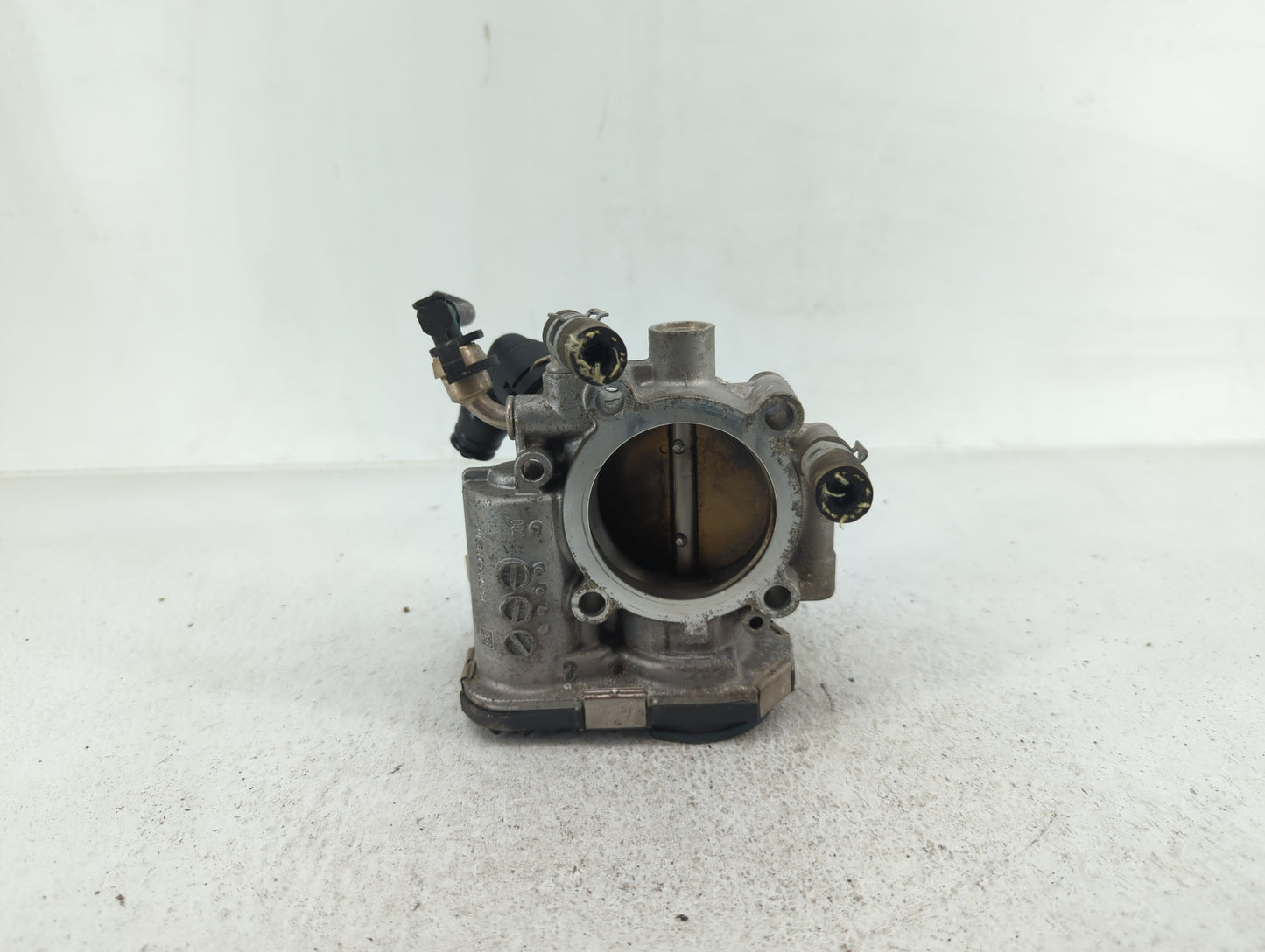 2012-2018 Chevrolet Sonic Throttle Body P/N:55577375 55561495 Fits Fits 2009 2010 2011 2012 2013 2014 2015 2016 2017 2018 OE