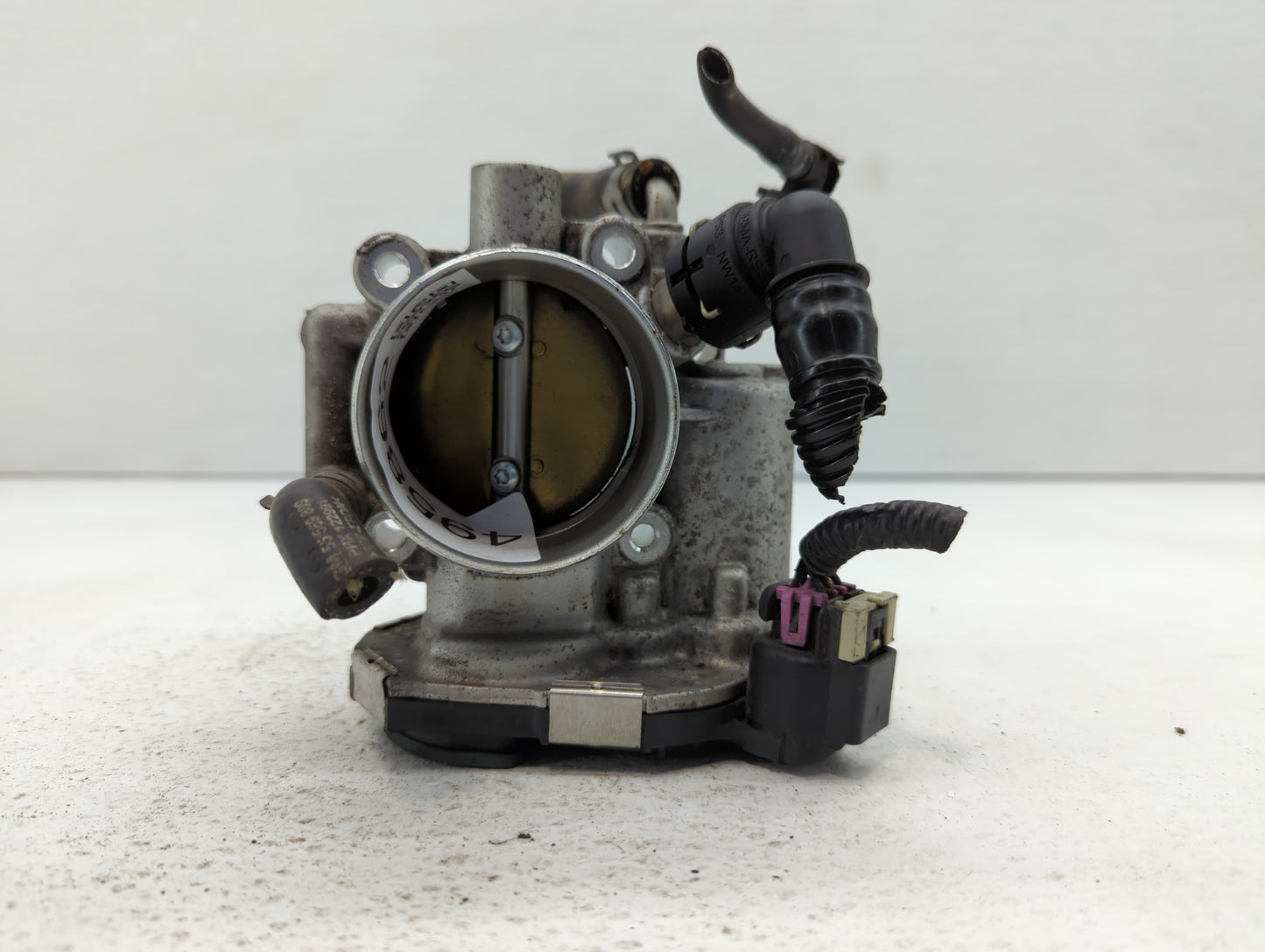 2012-2018 Chevrolet Sonic Throttle Body P/N:55561495 Fits Fits 2009 2010 2011 2012 2013 2014 2015 2016 2017 2018 OEM Used Au
