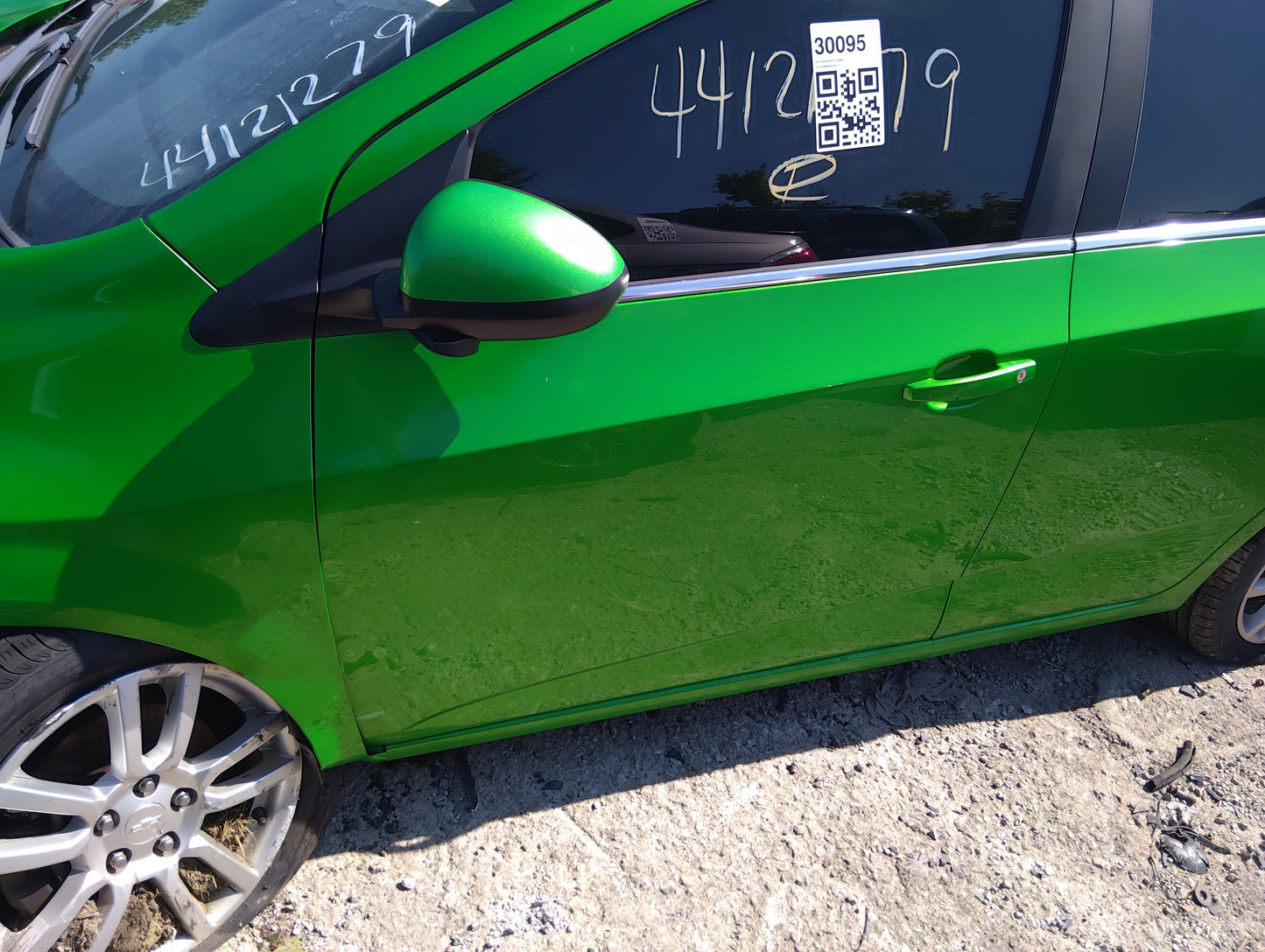 2012-2019 Chevrolet Sonic Driver Front Door Oem 5040135 - Oemusedautoparts1.com