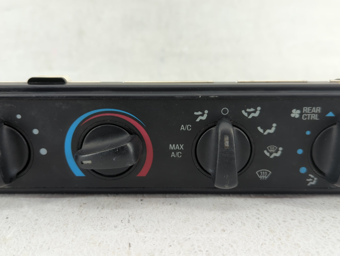 2013-2014 Chevrolet Sonic Climate Control Module Temperature AC/Heater Replacement Fits Fits 2013 2014 OEM Used Auto Parts -