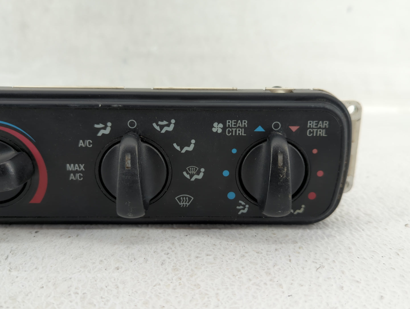 2013-2014 Chevrolet Sonic Climate Control Module Temperature AC/Heater Replacement Fits Fits 2013 2014 OEM Used Auto Parts -