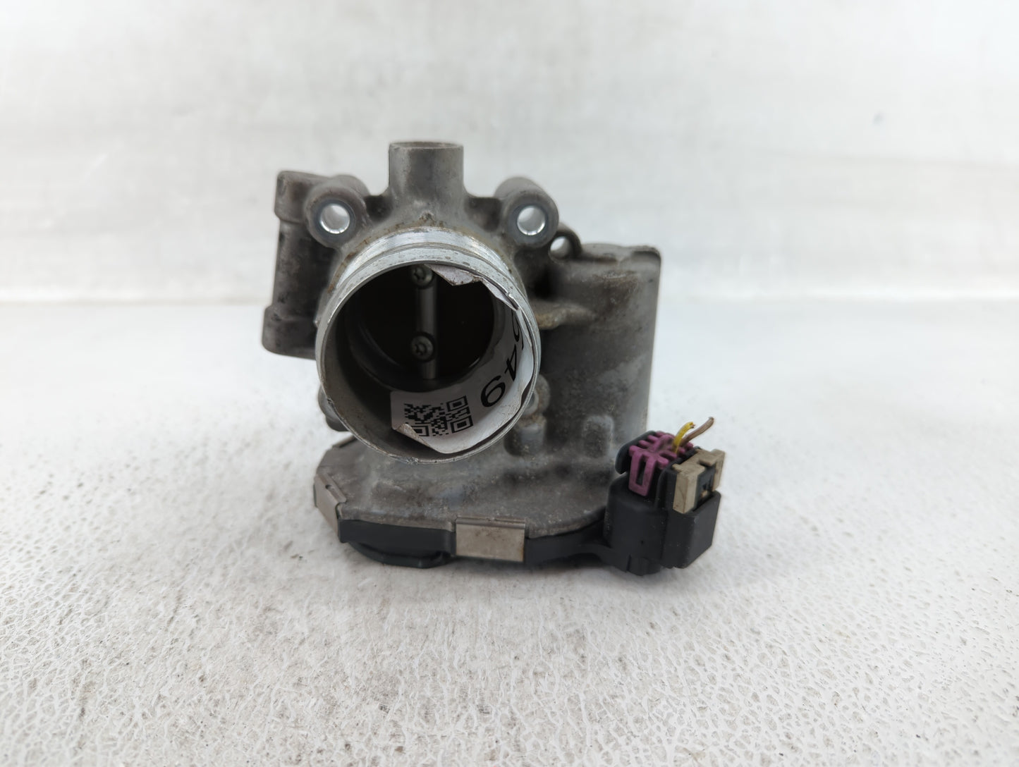2012-2019 Chevrolet Sonic Throttle Body P/N:55565489 55581662 Fits Fits 2011 2012 2013 2014 2015 2016 2017 2018 2019 2020 20