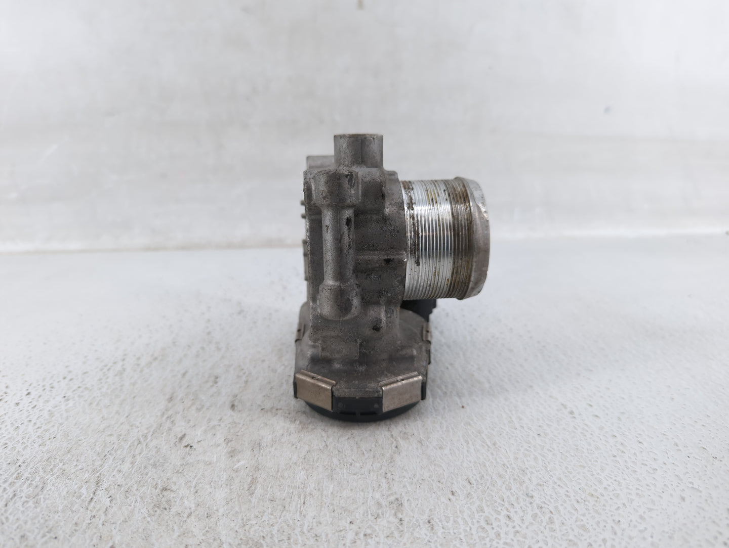 2012-2019 Chevrolet Sonic Throttle Body P/N:55565489 55581662 Fits Fits 2011 2012 2013 2014 2015 2016 2017 2018 2019 2020 20