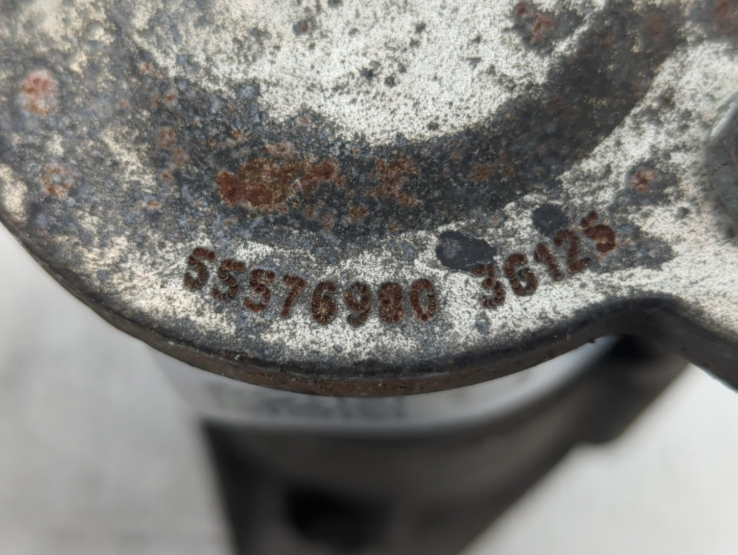 2012-2018 Chevrolet Sonic Car Starter Motor Solenoid OEM P/N:55576980 Fits Fits 2011 2012 2013 2014 2015 2016 2017 2018 OEM 