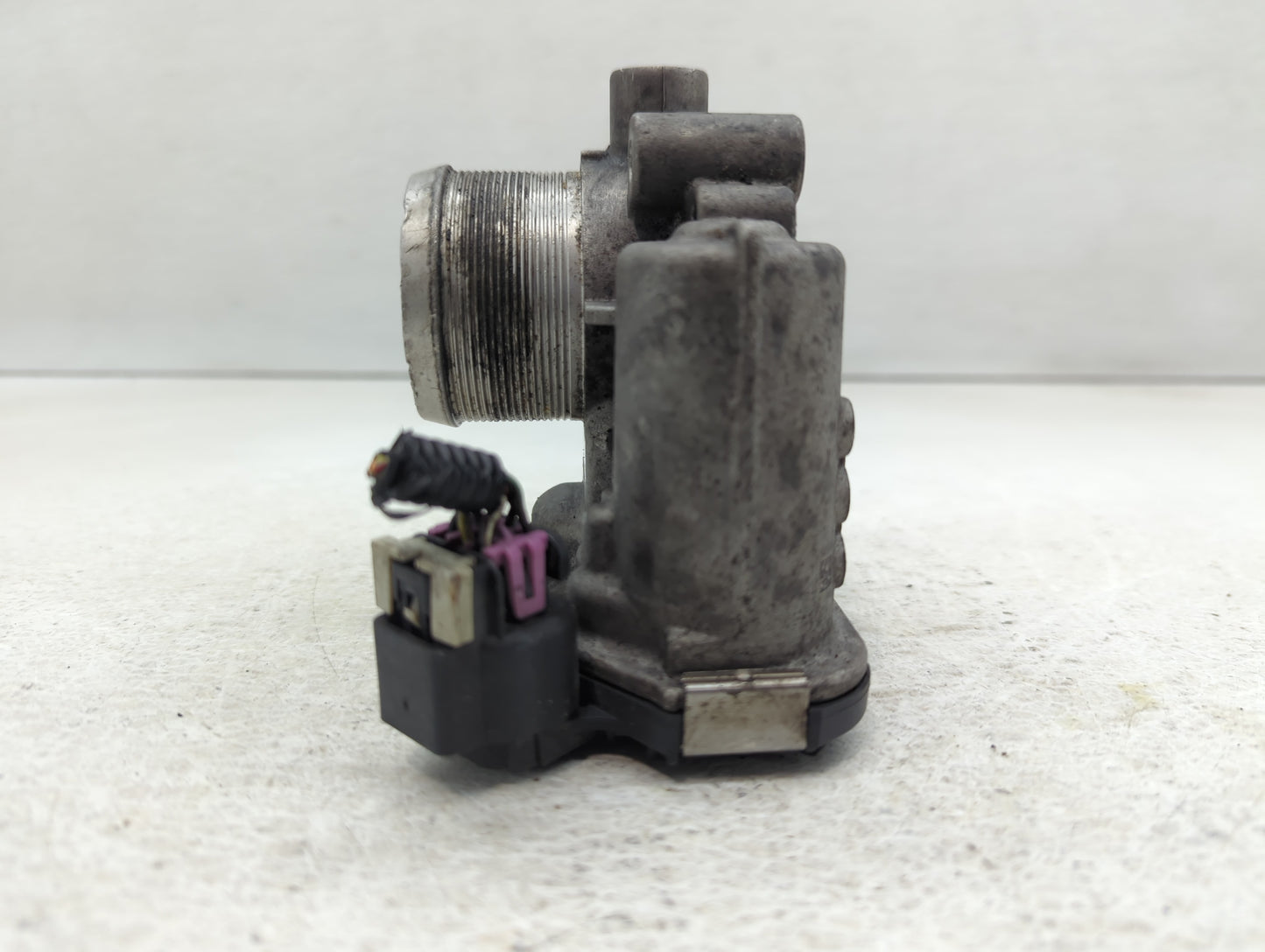 2012-2019 Chevrolet Sonic Throttle Body P/N:55581662 Fits Fits 2011 2012 2013 2014 2015 2016 2017 2018 2019 2020 2021 OEM Us
