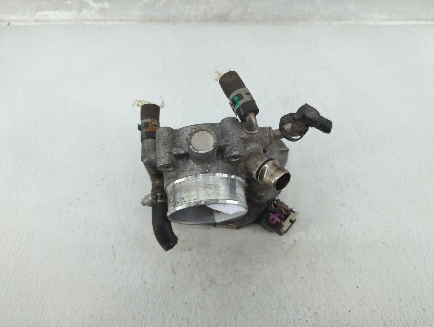 2012-2018 Chevrolet Sonic Throttle Body P/N:55561495 Fits Fits 2009 2010 2011 2012 2013 2014 2015 2016 2017 2018 OEM Used Au