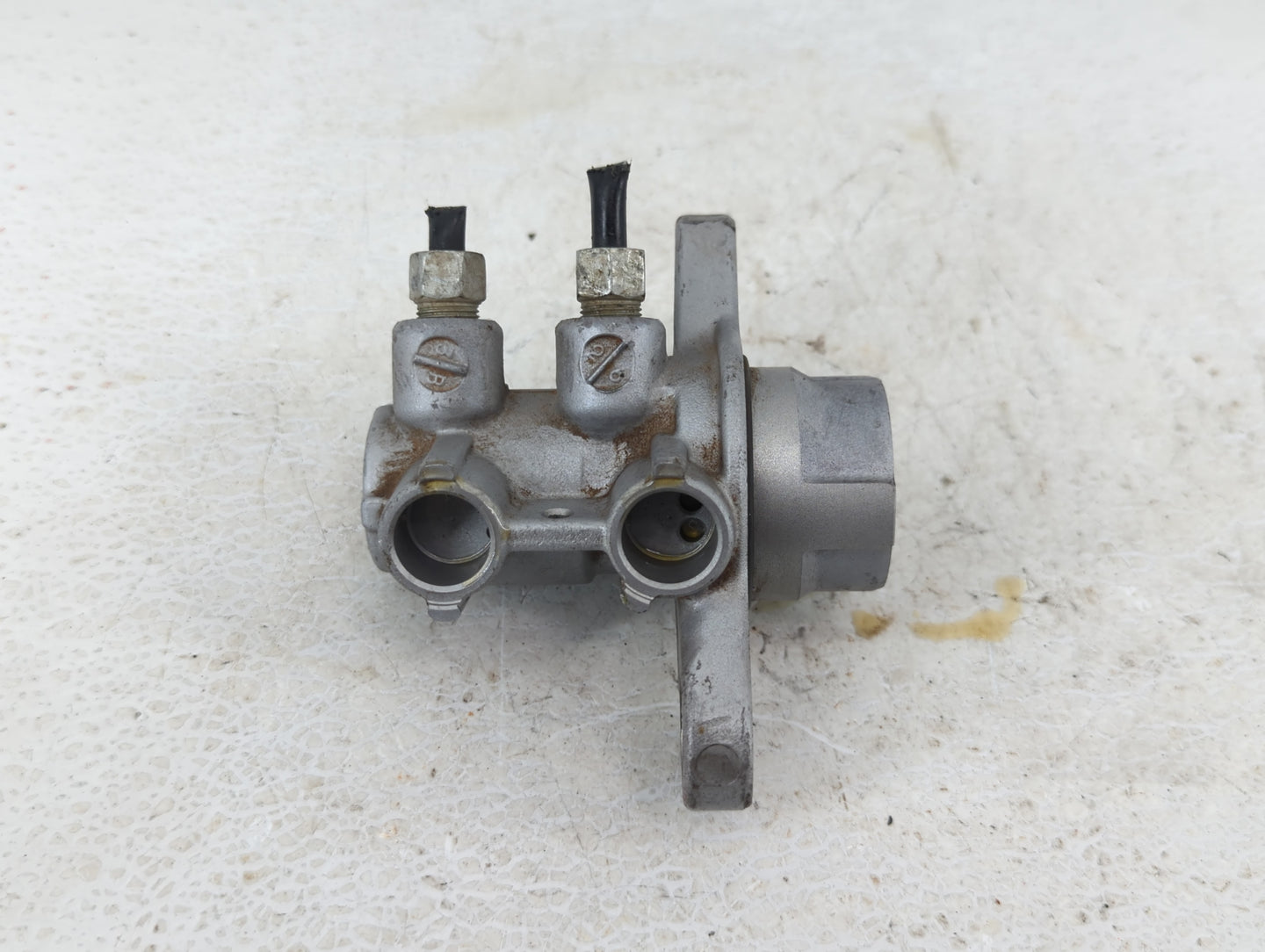 2012-2019 Chevrolet Sonic Brake Master Cylinder - Oemusedautoparts1.com