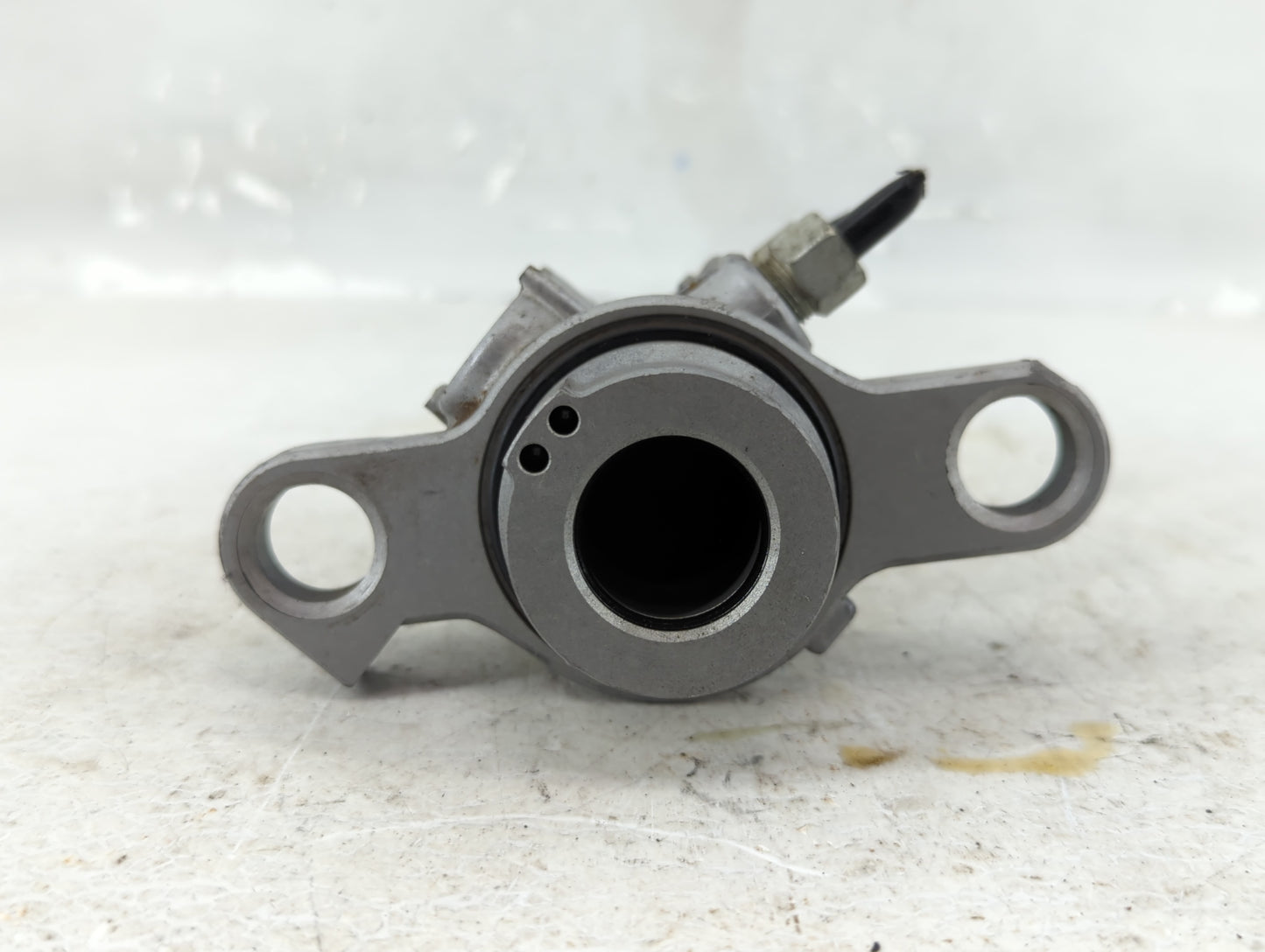 2012-2019 Chevrolet Sonic Brake Master Cylinder - Oemusedautoparts1.com