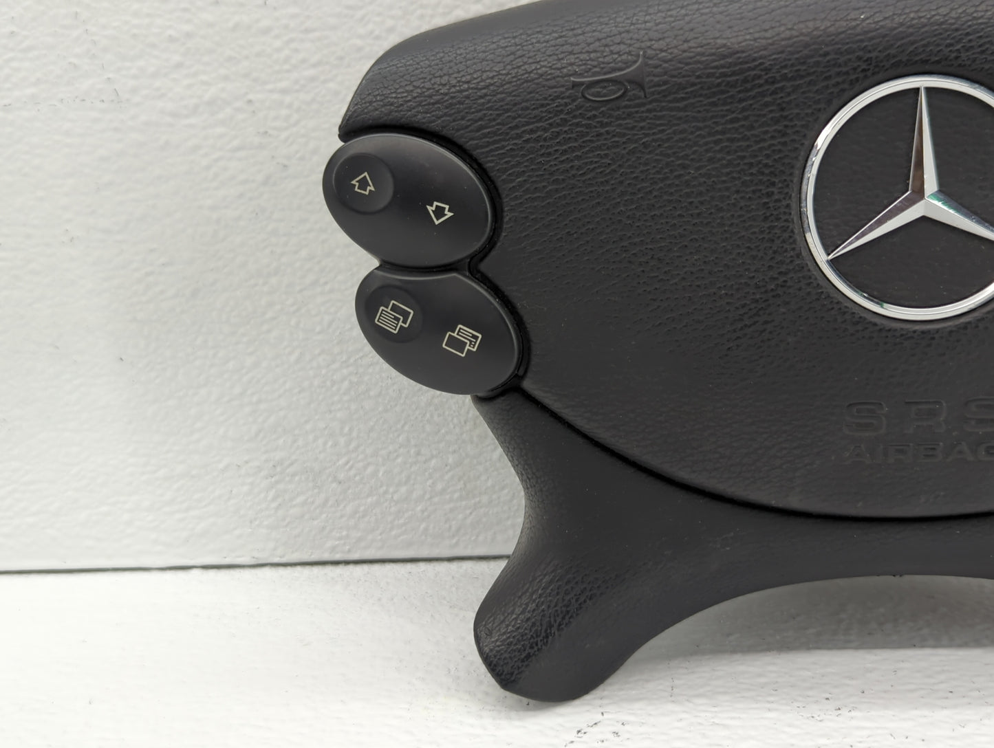 2014-2019 Chevrolet Sonic Air Bag Driver Left Steering Wheel Mounted Fits Fits 2014 2015 2016 2017 2018 2019 OEM Used Auto P