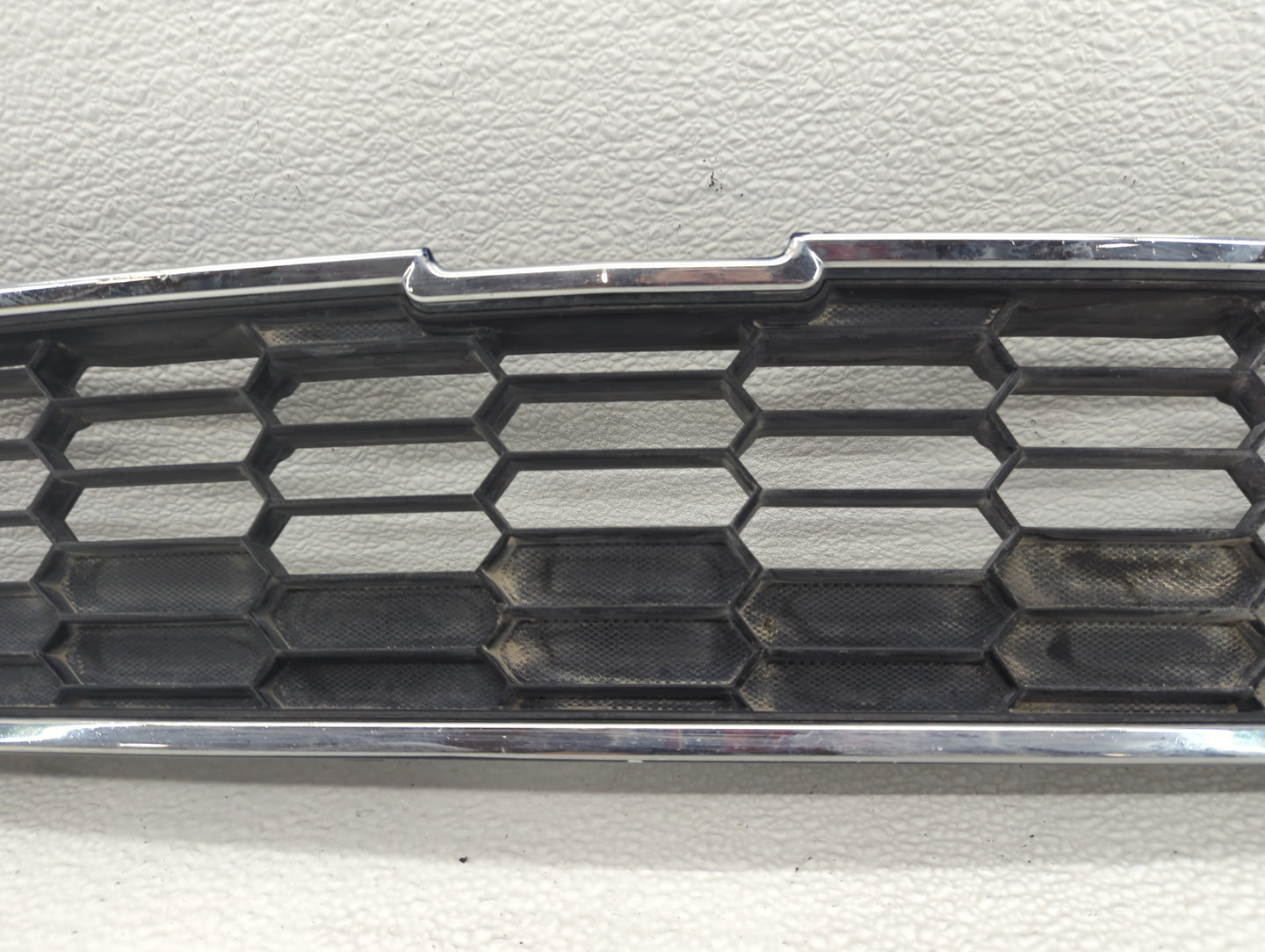 2012-2016 Chevrolet Sonic Front Grille Bumper Not Included - Oemusedautoparts1.com
