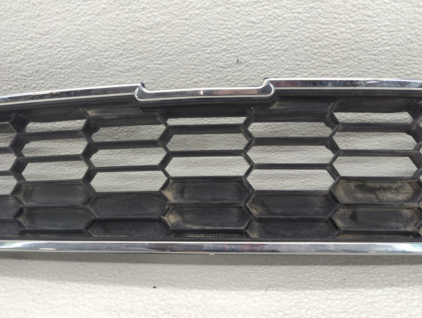 2012-2016 Chevrolet Sonic Front Grille Bumper Not Included - Oemusedautoparts1.com