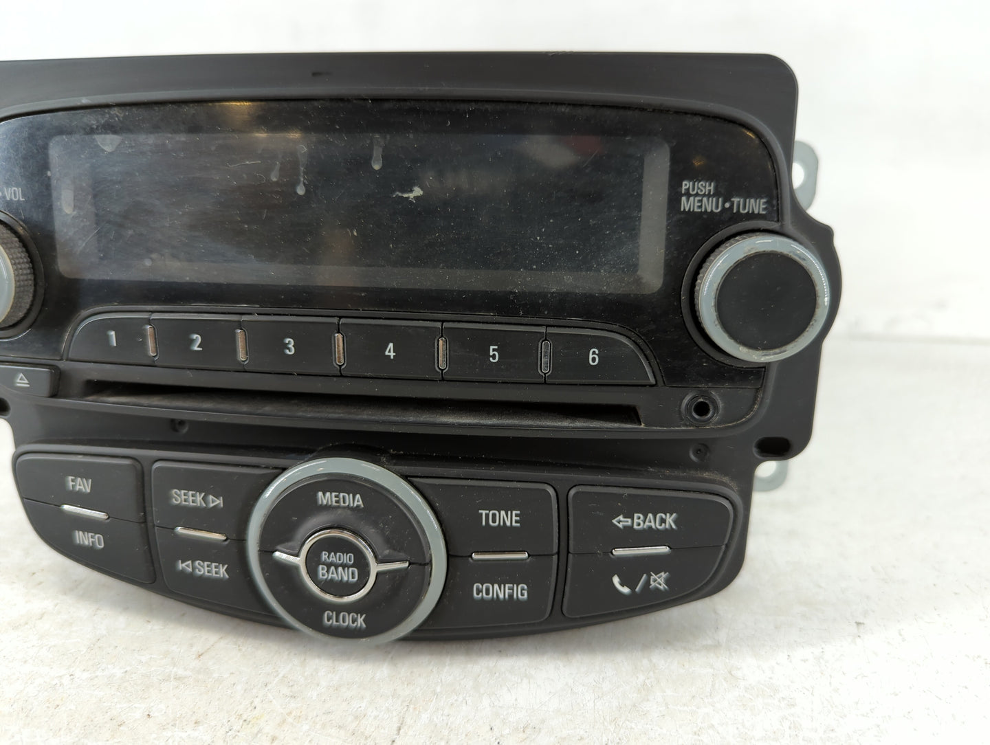 2014-2014 Chevrolet Sonic Am Fm Cd Player Radio Receiver - Oemusedautoparts1.com