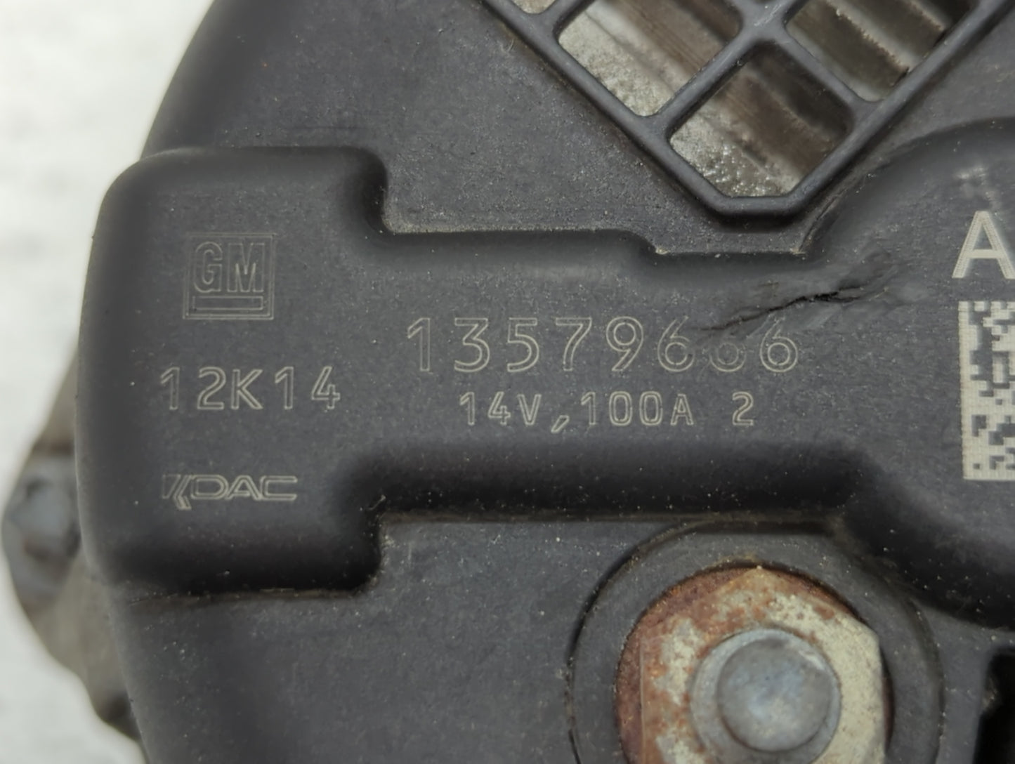 2012-2018 Chevrolet Sonic Alternator Replacement Generator Charging Assembly Engine OEM P/N:13579666 Fits OEM Used Auto Part