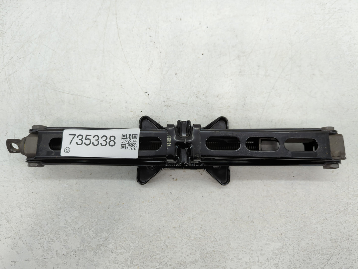 2014 Chevrolet Sonic Spare Scissor Car Jack - Oemusedautoparts1.com
