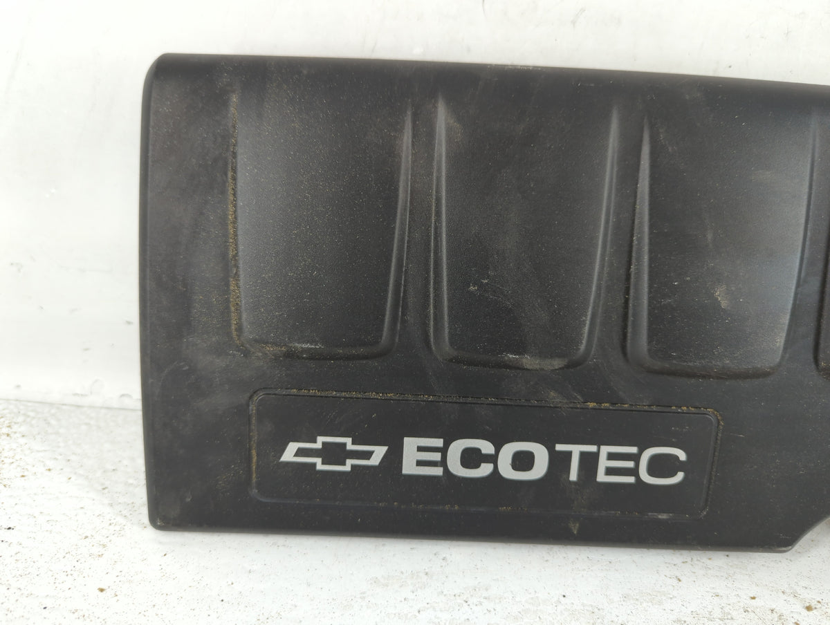 2014 Chevrolet Sonic Engine Cover 735637 - Oemusedautoparts1.com
