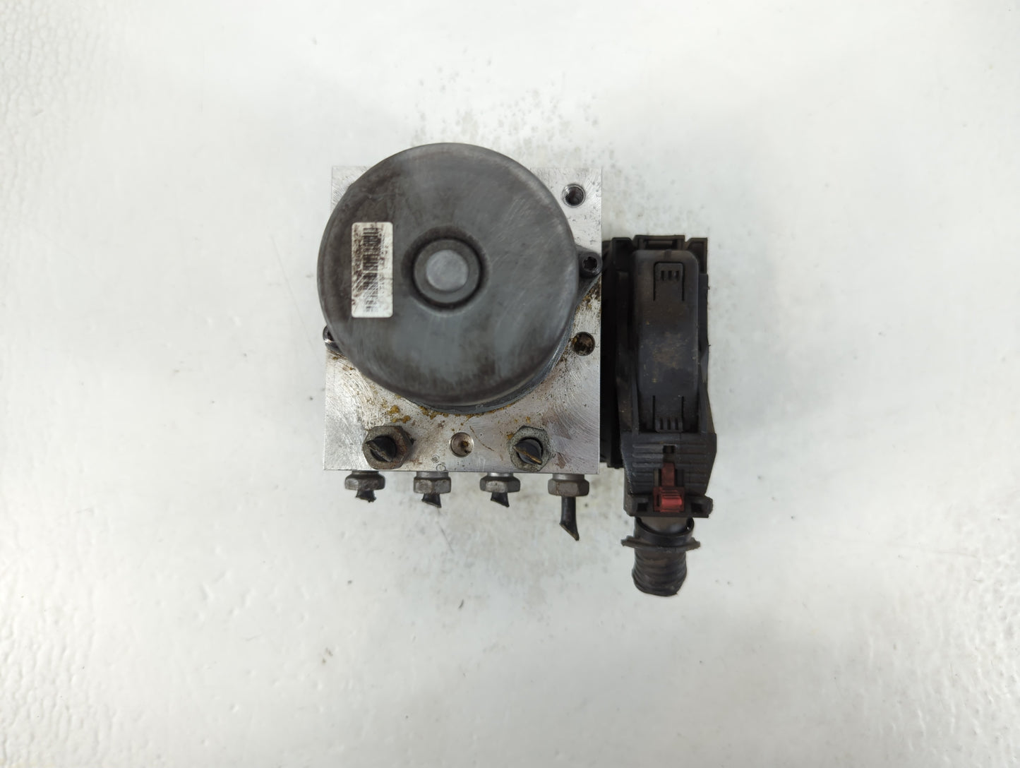2014 Chevrolet Sonic ABS Pump Control Module Replacement P/N:95317942 Fits OEM Used Auto Parts - Oemusedautoparts1.com