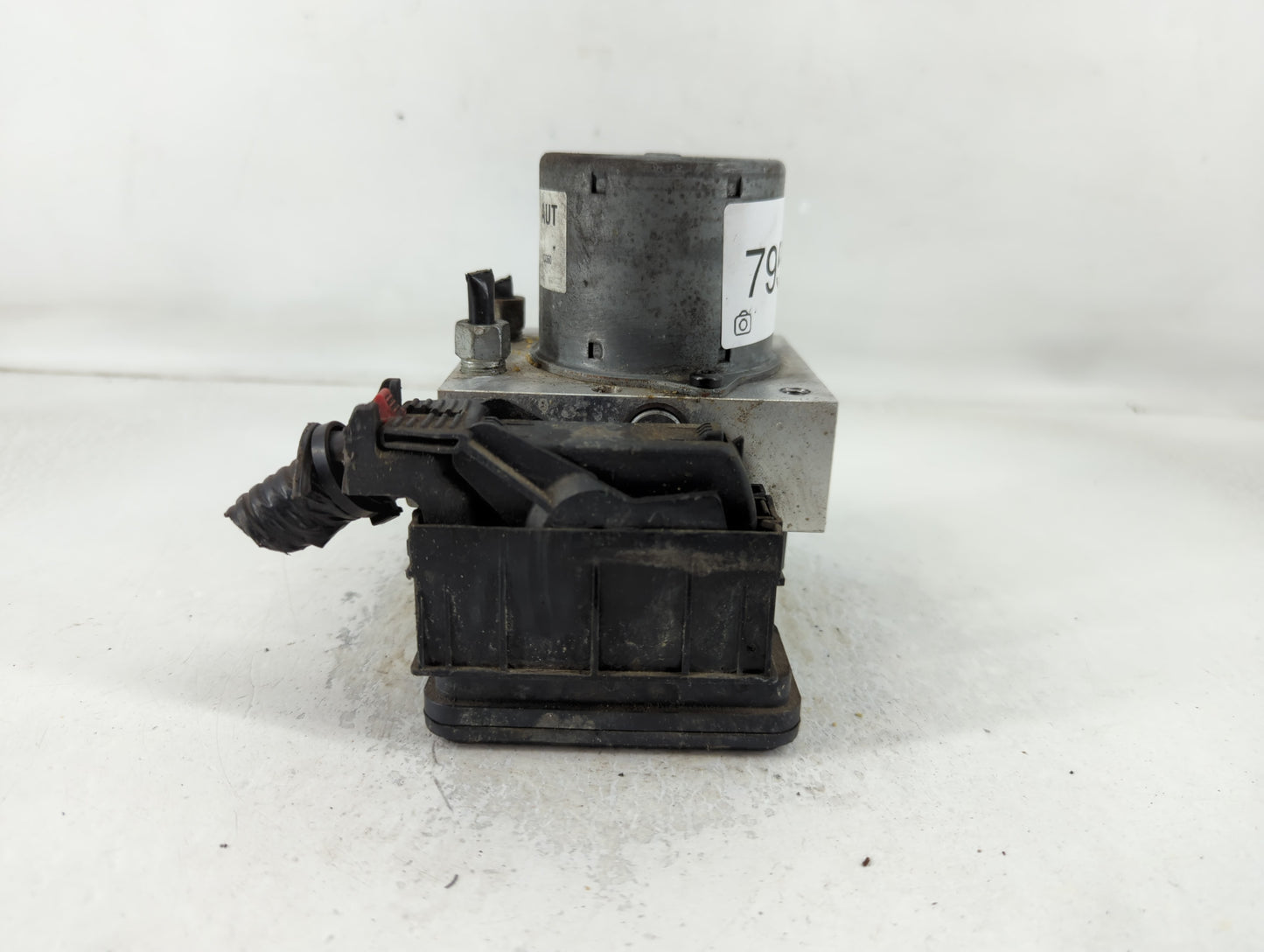 2014 Chevrolet Sonic ABS Pump Control Module Replacement P/N:95317942 Fits OEM Used Auto Parts - Oemusedautoparts1.com