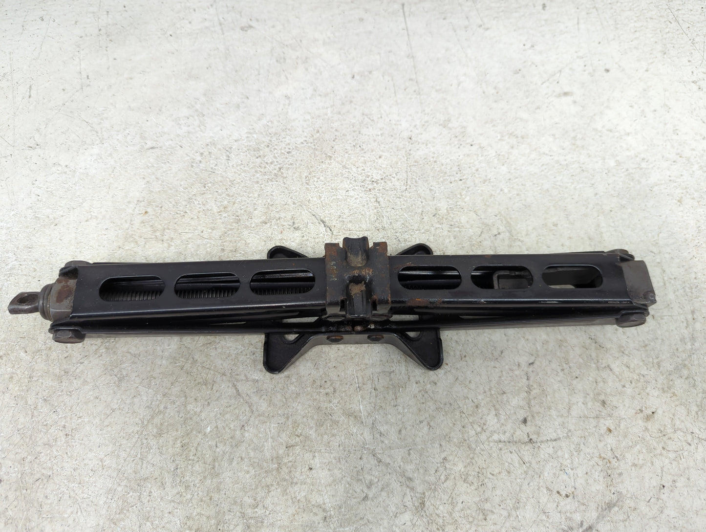 2014 Chevrolet Sonic Spare Scissor Car Jack Black - Oemusedautoparts1.com