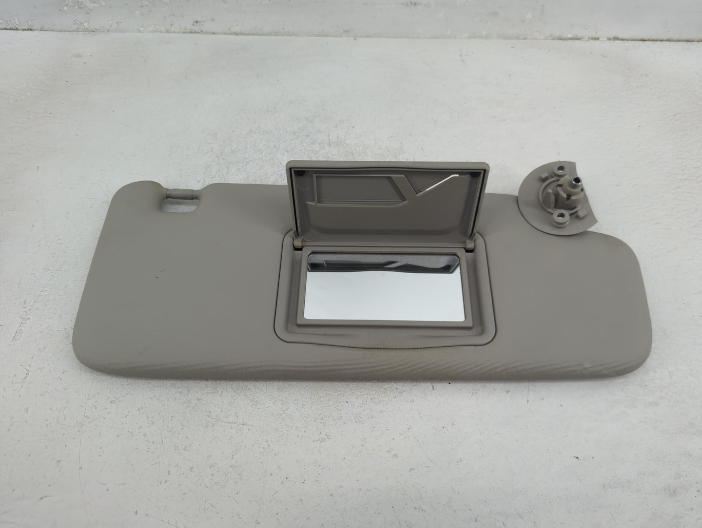2012-2019 Chevrolet Sonic Sun Visor Shade Replacement Passenger Right Mirror Fits Fits 2012 2013 2014 2015 2016 2017 2018 20