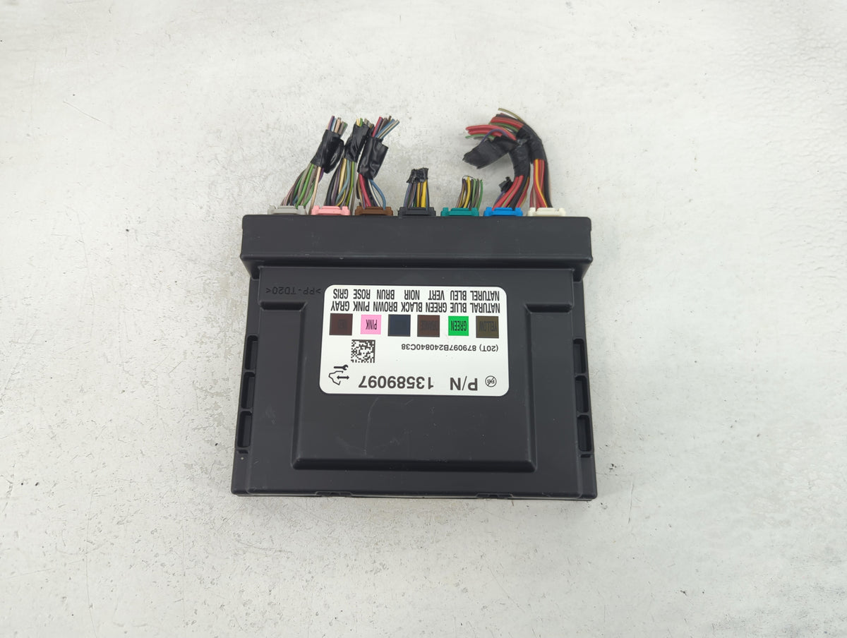 2013-2014 Chevrolet Sonic Body Control Module Bcm Inner Cabin Fuse Box 825066 - Oemusedautoparts1.com